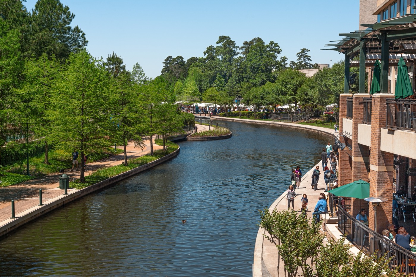 The Woodlands commercial roofing service area