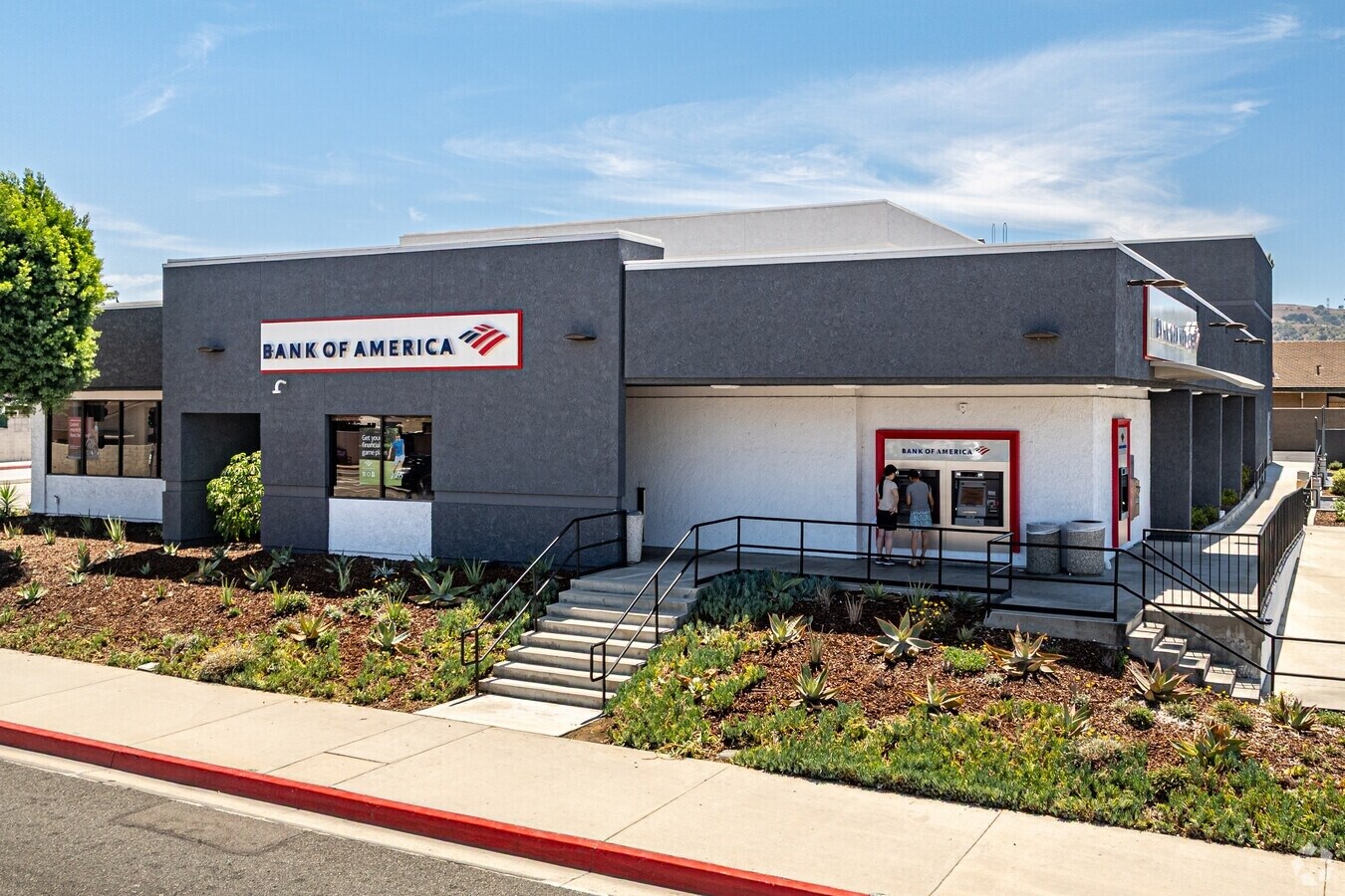 Bank & Financial Building Roofing | Houston, TX Commercial Roofers
