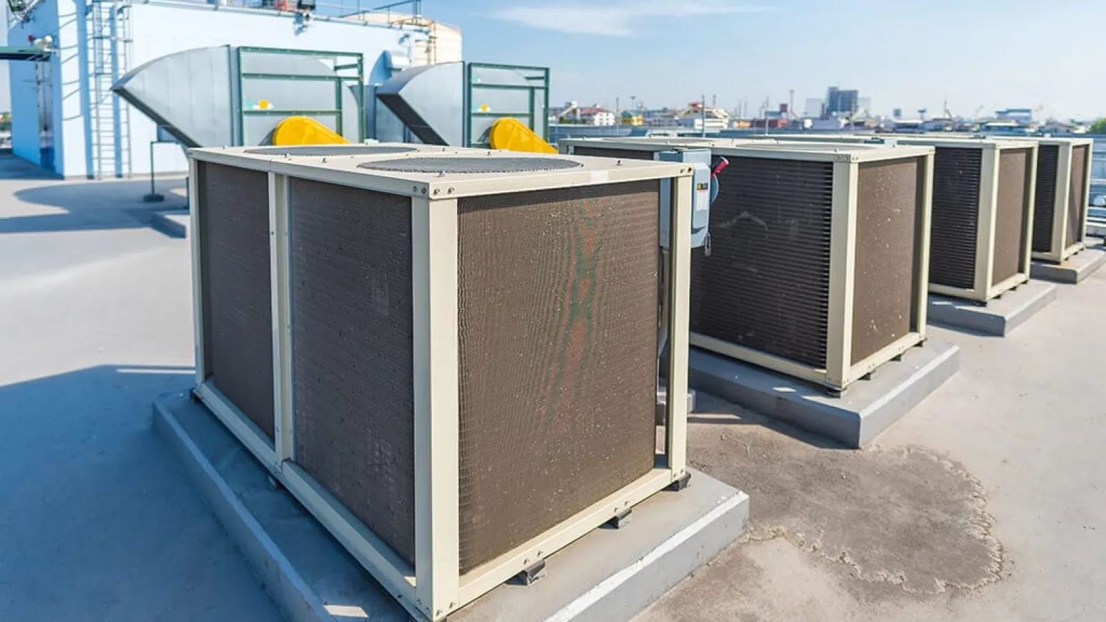 Fast Food & QSR Roofing in Houston, TX | Commercial Roofing Contractors of Houston